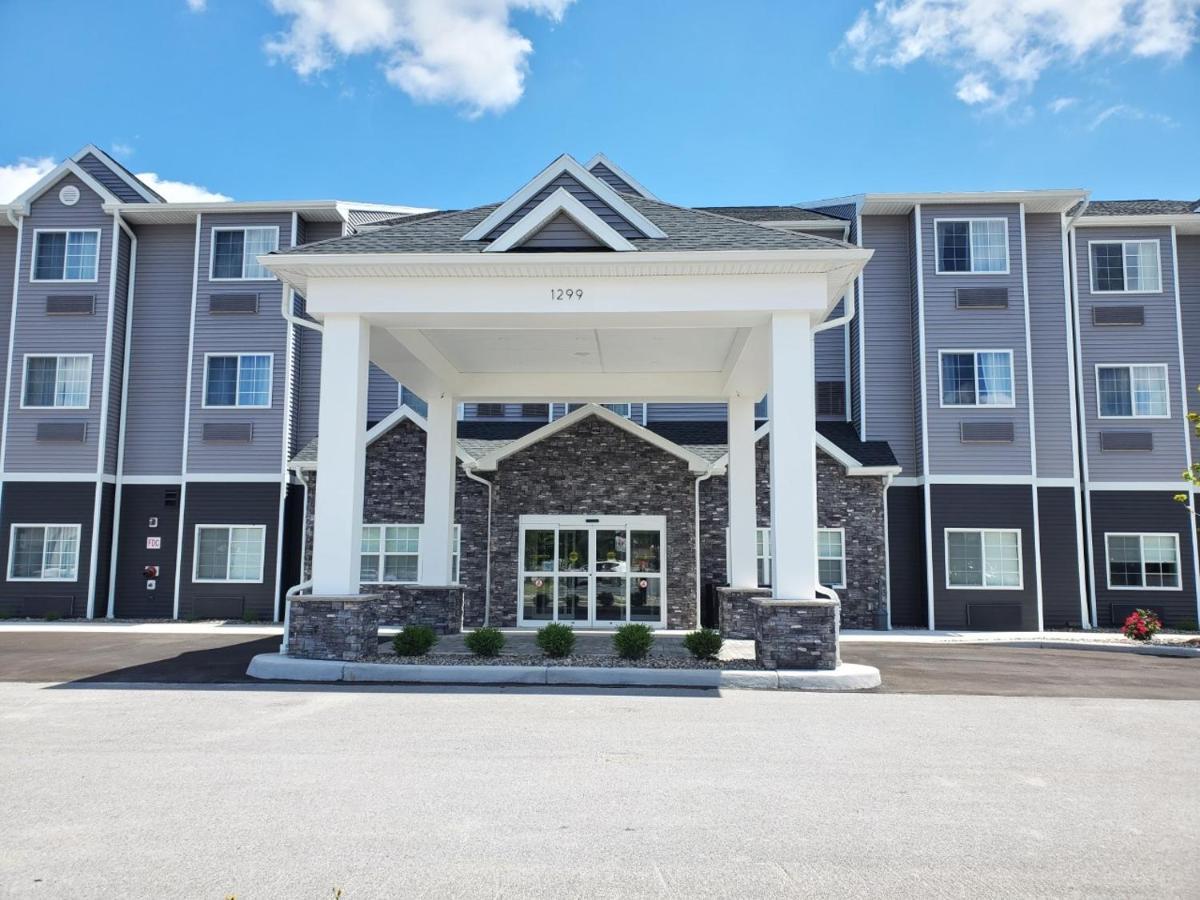 Microtel Inn & Suites By Wyndham Farmington Екстер'єр фото