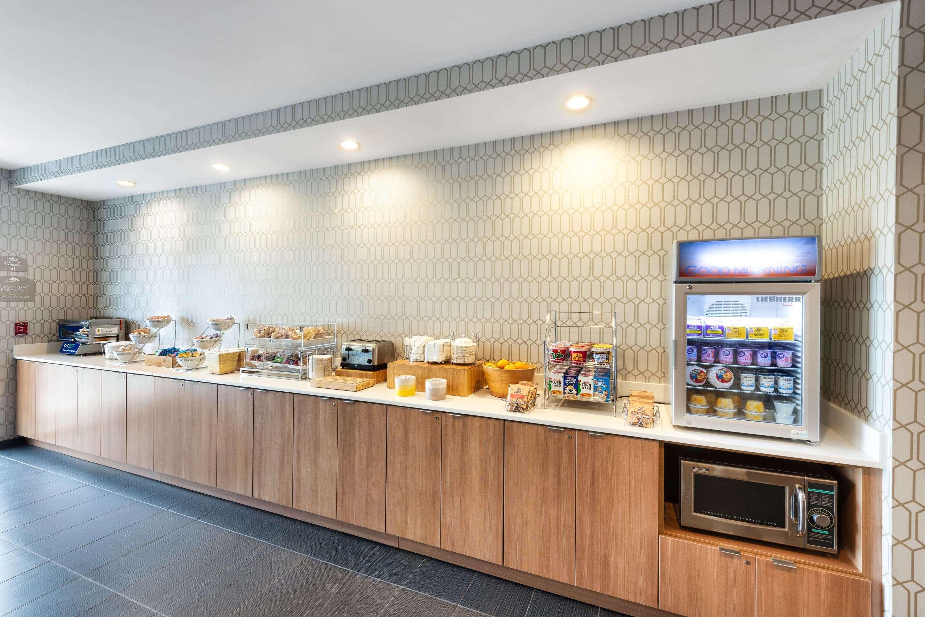 Microtel Inn & Suites By Wyndham Farmington Екстер'єр фото