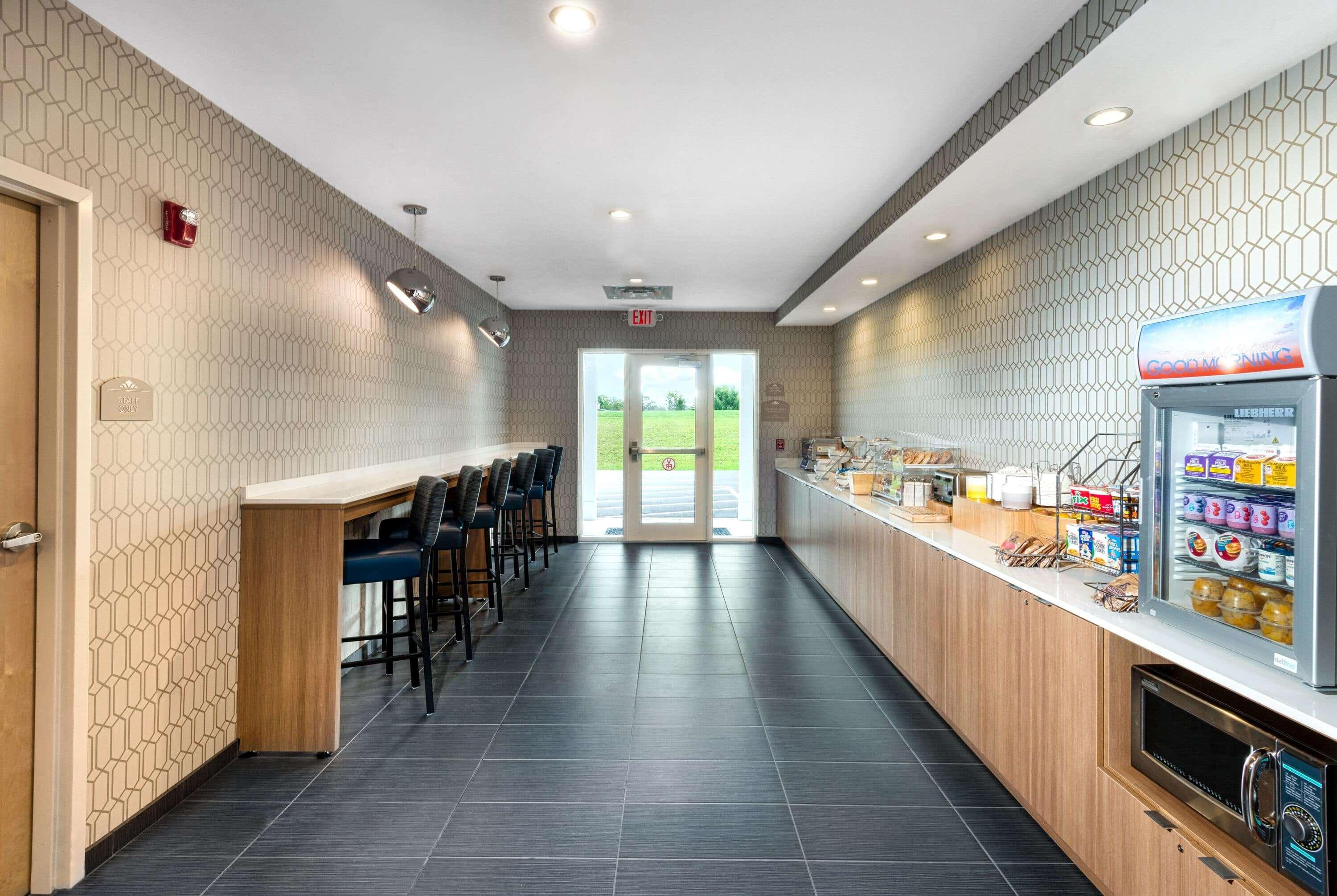 Microtel Inn & Suites By Wyndham Farmington Екстер'єр фото